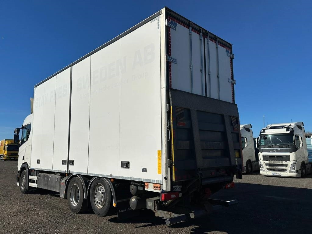 Scania R500B6X2*4NB serie 5087 - شاحنة ذات مبرد: صورة 4 Scania R500B6X2*4NB serie 5087 - شاحنة ذات مبرد: صورة 4