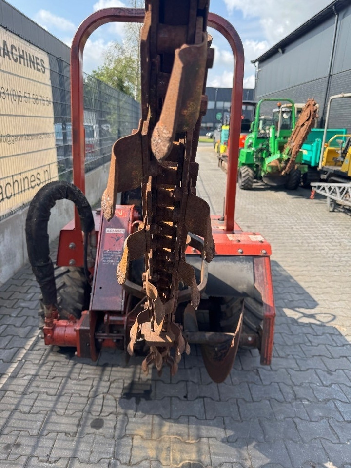 حفار خنادق Ditch Witch 3700 DD: صورة 16 حفار خنادق Ditch Witch 3700 DD: صورة 16