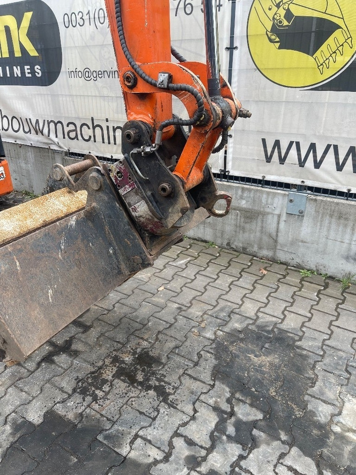 Hitachi ZX 26 U-5 A CLR - حفار صغير: صورة 4 Hitachi ZX 26 U-5 A CLR - حفار صغير: صورة 4