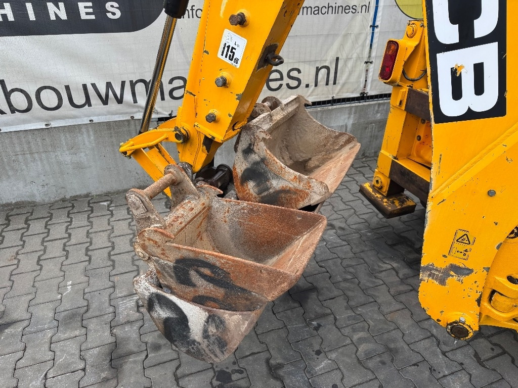 JCB 2 CX - لودر ذو محراث خلفي/ باكهو: صورة 4 JCB 2 CX - لودر ذو محراث خلفي/ باكهو: صورة 4