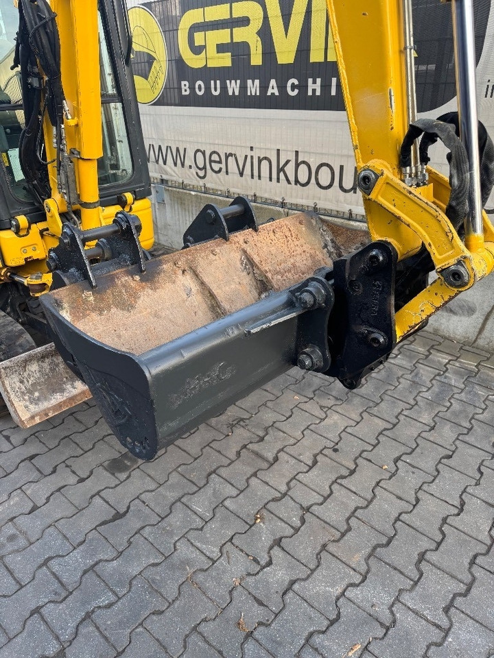 Komatsu PC 26 MR-3 - حفار صغير: صورة 4 Komatsu PC 26 MR-3 - حفار صغير: صورة 4