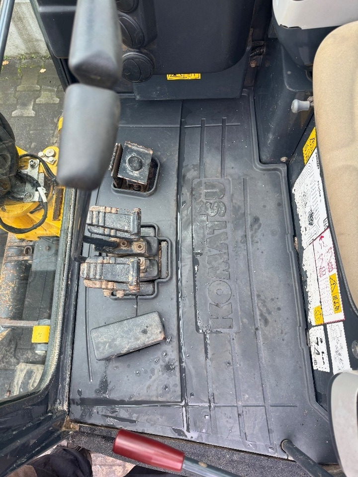 Komatsu PC 26 MR-3 - حفار صغير: صورة 5 Komatsu PC 26 MR-3 - حفار صغير: صورة 5