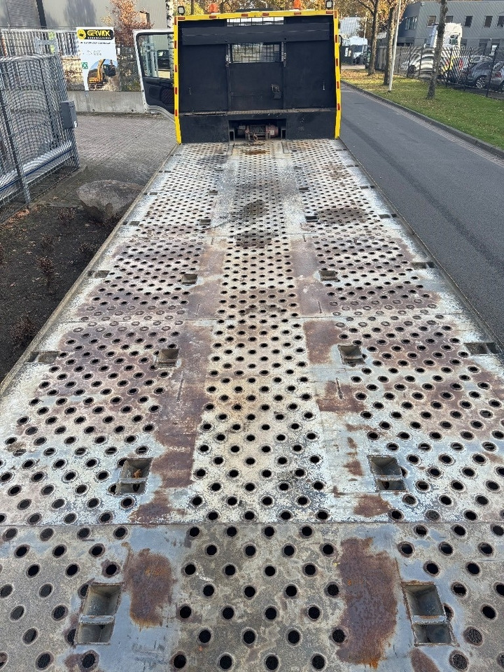 شاحنة صندوقية Scania P 340: صورة 22