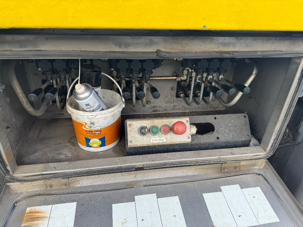 شاحنة صندوقية Scania P 340: صورة 10