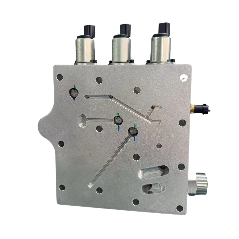 Qingdao Promising OCEANUS OC-821HC Control Valve - علبة التروس و قطع الغيار - اللودر بعجل: صورة 1 Qingdao Promising OCEANUS OC-821HC Control Valve - علبة التروس و قطع الغيار - اللودر بعجل: صورة 1