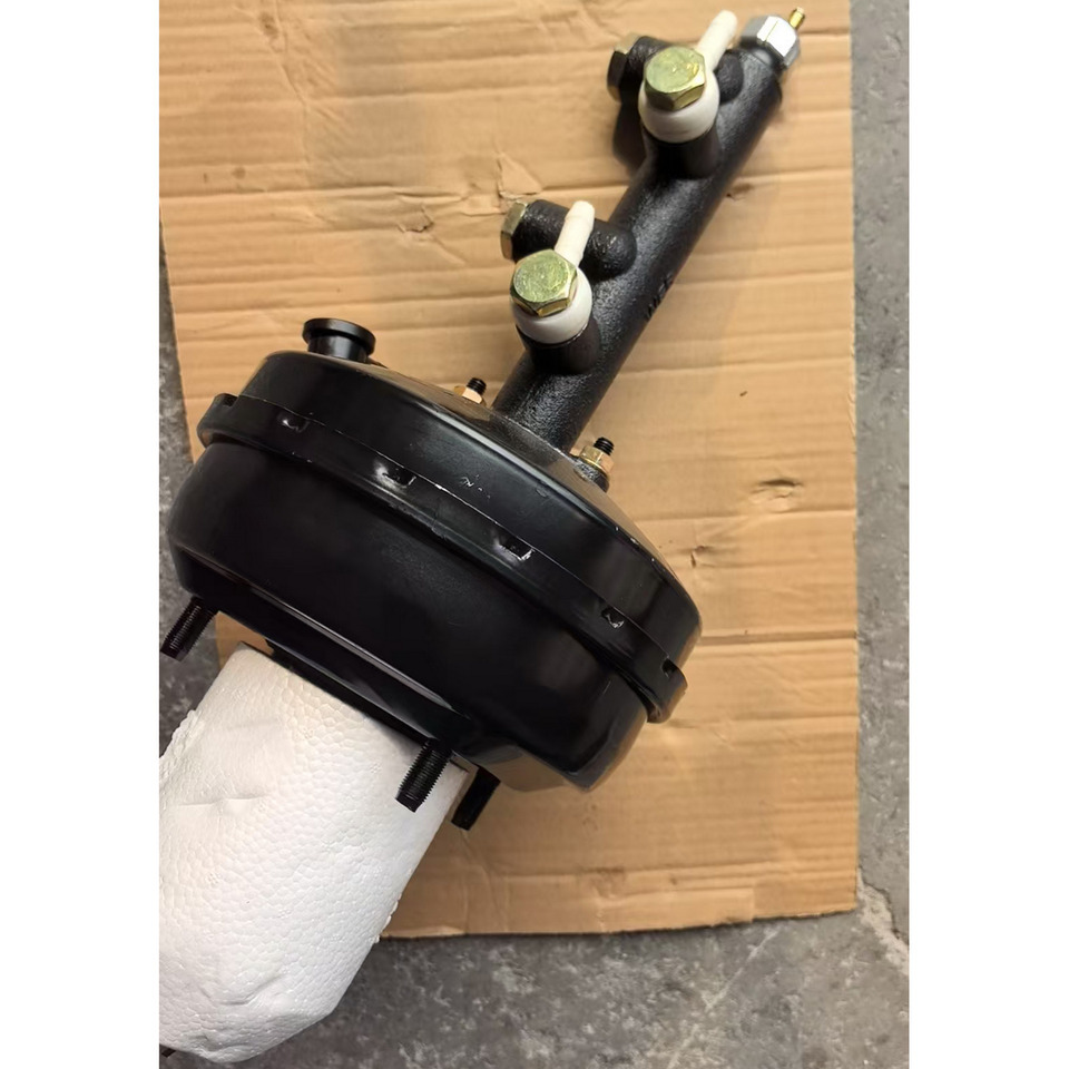 Qingdao Promising Vacuum brake booster brake master cylinder assembly for China Loader - اسطوانة الفرامل - اللودر بعجل: صورة 1 Qingdao Promising Vacuum brake booster brake master cylinder assembly for China Loader - اسطوانة الفرامل - اللودر بعجل: صورة 1