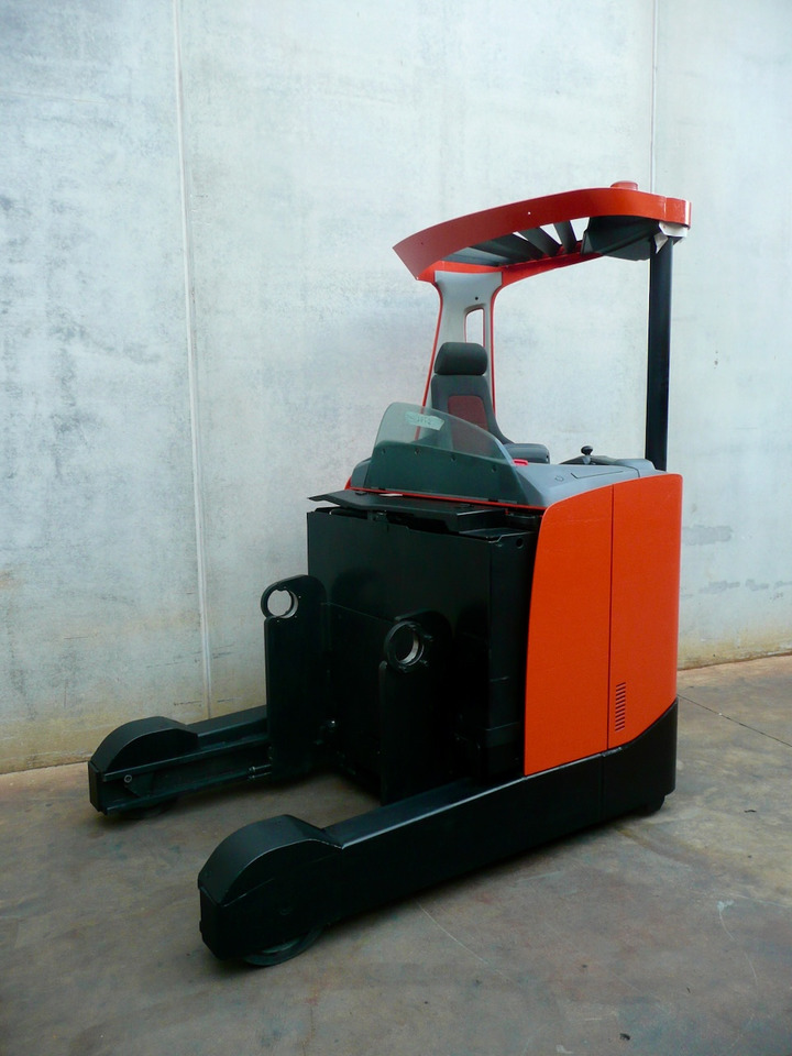 BT RRE 250 E - رافعة شوكية للوصول للأماكن الضيقة: صورة 3 BT RRE 250 E - رافعة شوكية للوصول للأماكن الضيقة: صورة 3