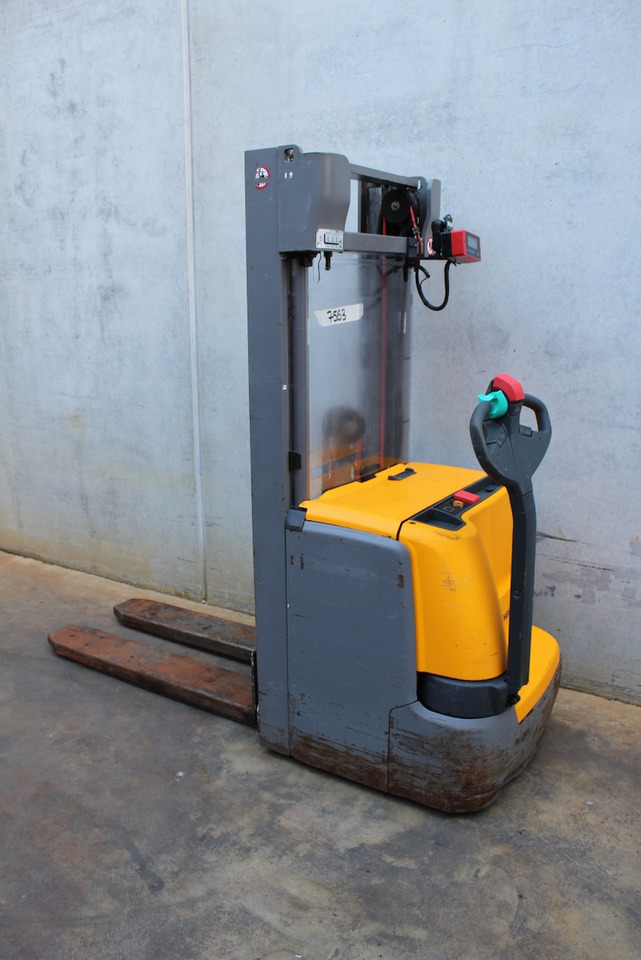 Jungheinrich EJC 214 430 DZ - آلة تكديس: صورة 1 Jungheinrich EJC 214 430 DZ - آلة تكديس: صورة 1