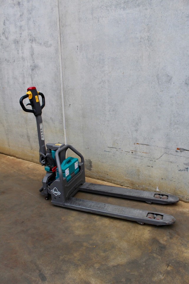 Jungheinrich PTE 1.3 LI-ION - شاحنة نقل الطبالي: صورة 4 Jungheinrich PTE 1.3 LI-ION - شاحنة نقل الطبالي: صورة 4