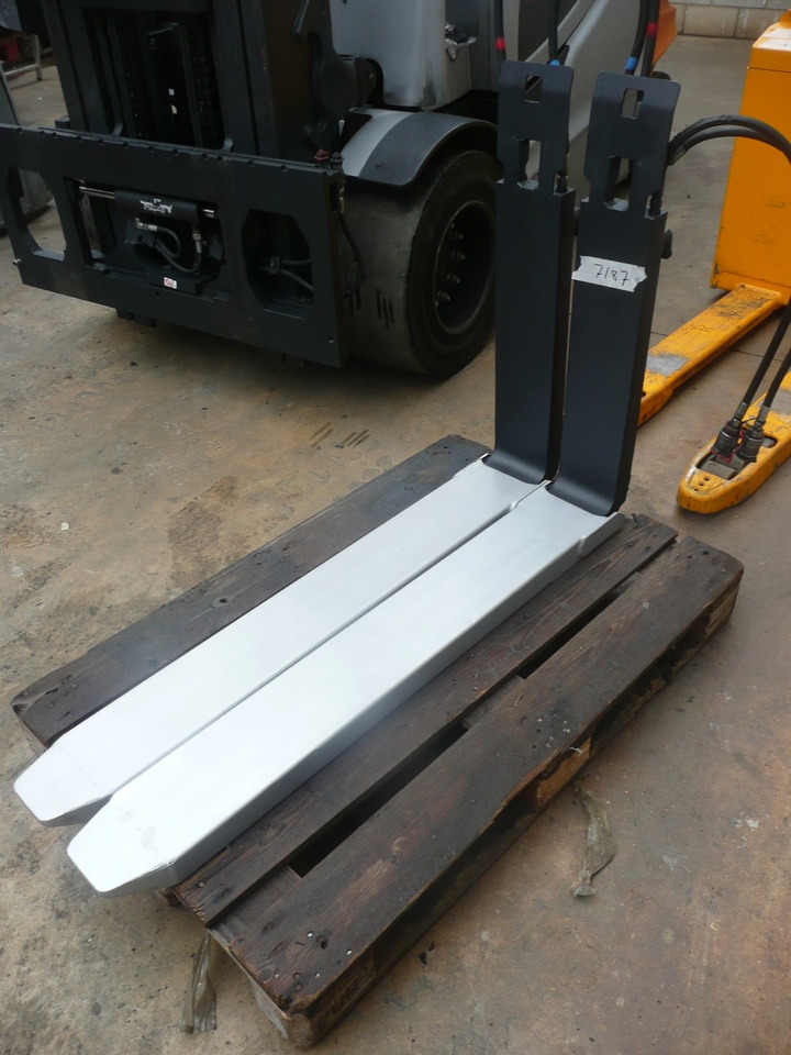 KAUP HORQUILLAS EXTENSIBLES 4.8T180CT - مشعبات - معدات المناولة: صورة 2 KAUP HORQUILLAS EXTENSIBLES 4.8T180CT - مشعبات - معدات المناولة: صورة 2