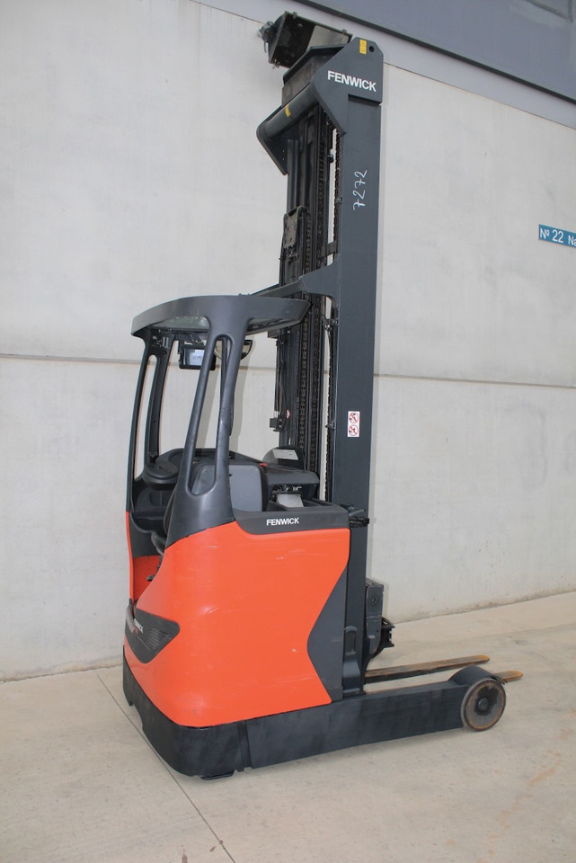 Linde R 16 - رافعة شوكية للوصول للأماكن الضيقة: صورة 2 Linde R 16 - رافعة شوكية للوصول للأماكن الضيقة: صورة 2