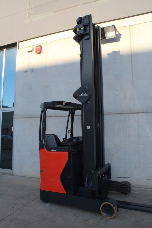 Linde R14HD - رافعة شوكية للوصول للأماكن الضيقة: صورة 1 Linde R14HD - رافعة شوكية للوصول للأماكن الضيقة: صورة 1