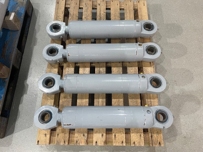 Menzi Muck Cilinders - أجهزة هيدروليكية - آلات زراعية: صورة 2 Menzi Muck Cilinders - أجهزة هيدروليكية - آلات زراعية: صورة 2