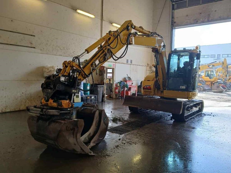 Komatsu PC78US-10 - حفار صغير: صورة 3 Komatsu PC78US-10 - حفار صغير: صورة 3