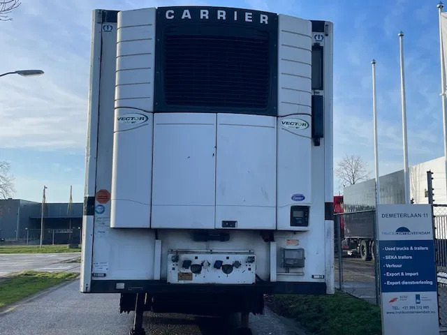 Krone Frigo Double stock carrier vector dubbele verdamper H=270 W=250 cm - نصف مقطورة ثابتة الحرارة: صورة 2 Krone Frigo Double stock carrier vector dubbele verdamper H=270 W=250 cm - نصف مقطورة ثابتة الحرارة: صورة 2