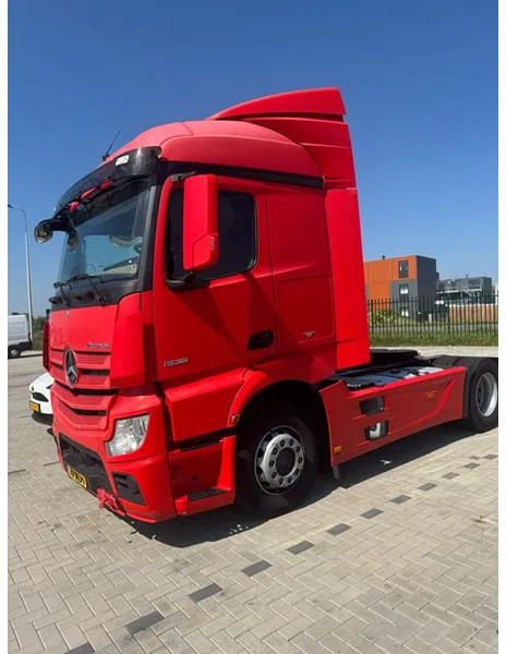 Mercedes-Benz Actros 1836 Euro 6 tractor head MOT Tuv 01-2026 - مقطورة السحب: صورة 1 Mercedes-Benz Actros 1836 Euro 6 tractor head MOT Tuv 01-2026 - مقطورة السحب: صورة 1