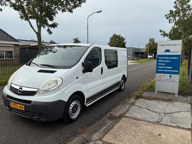 Opel Vivaro 2 2.0Cdti /84kW-E4 crew cab L2H1 - فان المدمجة, الشاحنات الصغيرة كابينة مزدوجة: صورة 1 Opel Vivaro 2 2.0Cdti /84kW-E4 crew cab L2H1 - فان المدمجة, الشاحنات الصغيرة كابينة مزدوجة: صورة 1