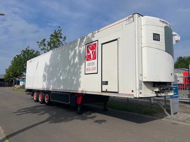 Schmitz Cargobull Frigo Thermoking SLX 2x lift axle MOT 02-2026 - نصف مقطورة ثابتة الحرارة: صورة 3 Schmitz Cargobull Frigo Thermoking SLX 2x lift axle MOT 02-2026 - نصف مقطورة ثابتة الحرارة: صورة 3