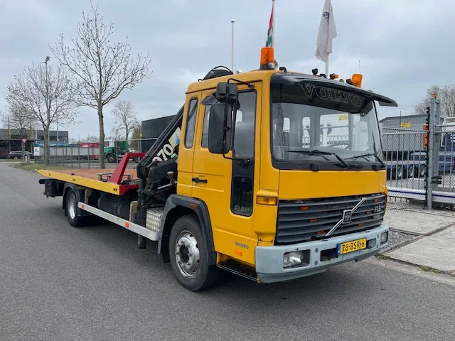 Volvo FL 611 Bergingstruck Recoverytruck Hiab kraan 070 Laadbak afschuifbaar lepel transport tweede auto - شاحنة نقل سيارات شاحنة, شاحنة كرين: صورة 3 Volvo FL 611 Bergingstruck Recoverytruck Hiab kraan 070 Laadbak afschuifbaar lepel transport tweede auto - شاحنة نقل سيارات شاحنة, شاحنة كرين: صورة 3