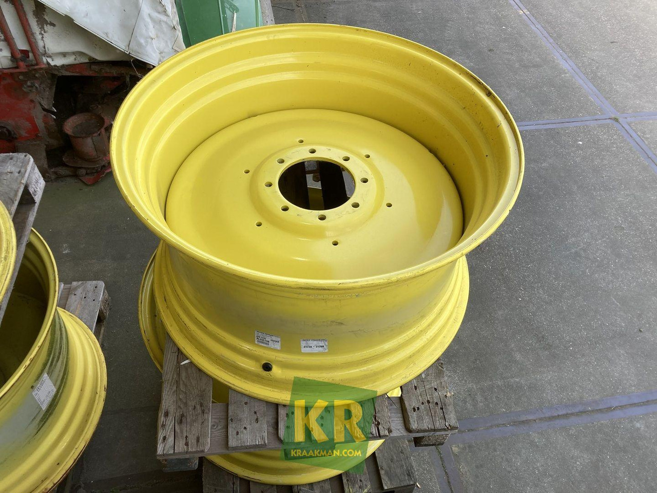 18 X 38 velg John Deere - الجنوط - جرار: صورة 1 18 X 38 velg John Deere - الجنوط - جرار: صورة 1