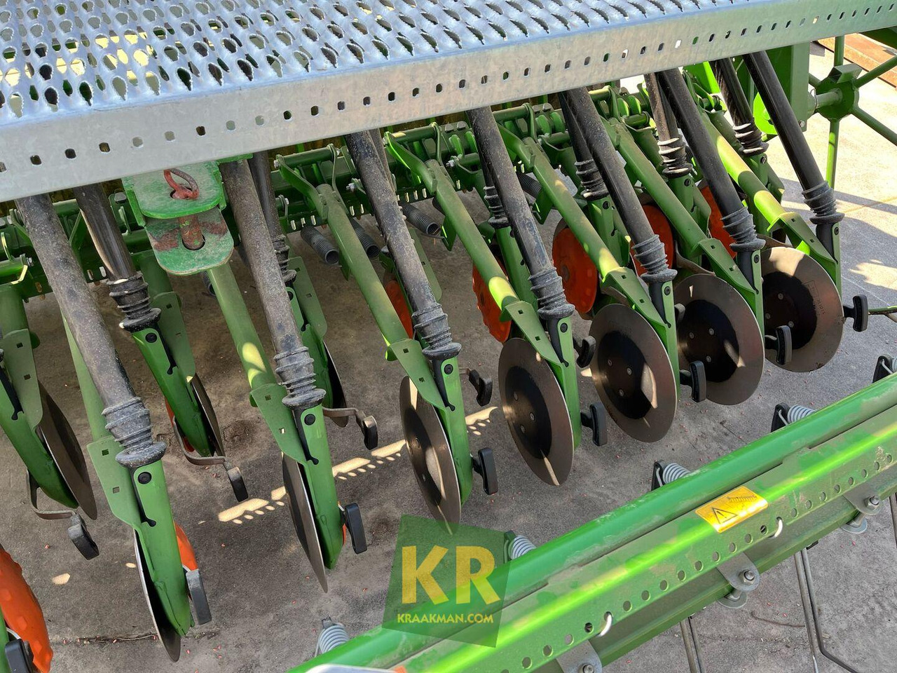 آلة بذر الحصاد 3000 SUPER Amazone: صورة 13