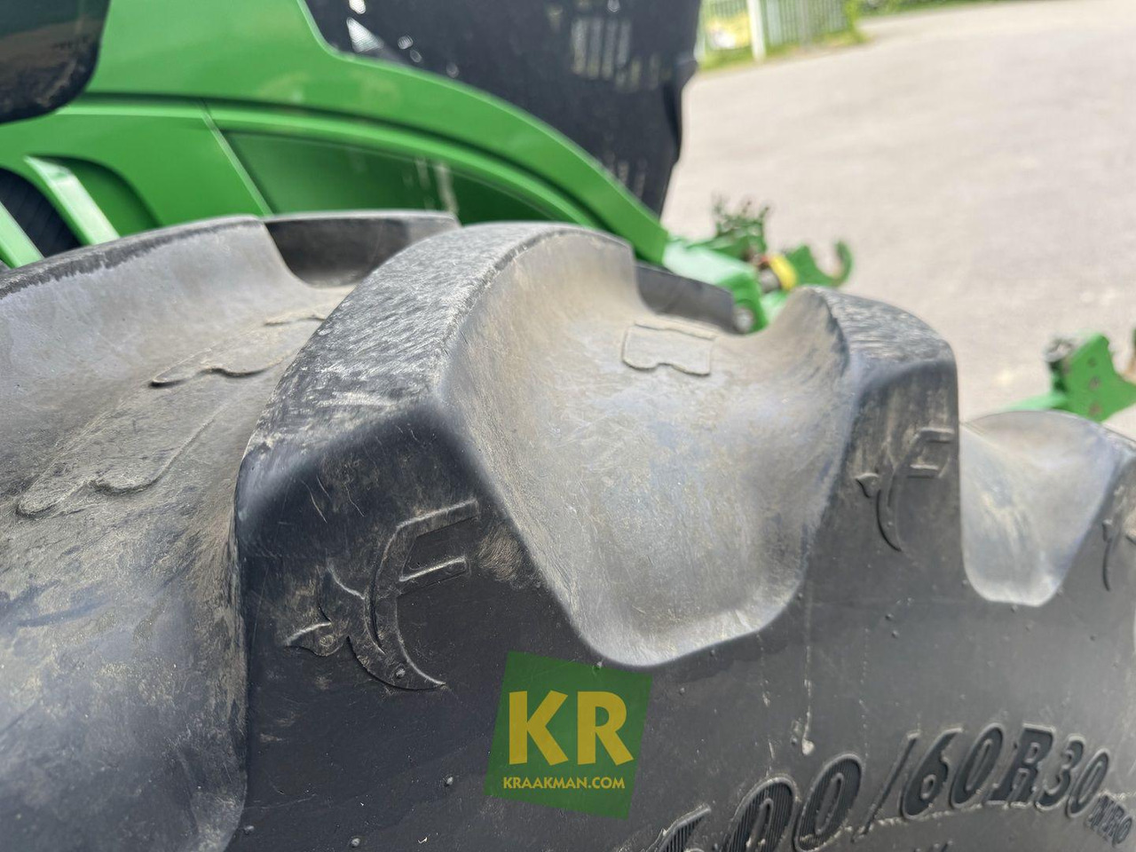 John Deere 6150R - جرار: صورة 3 John Deere 6150R - جرار: صورة 3