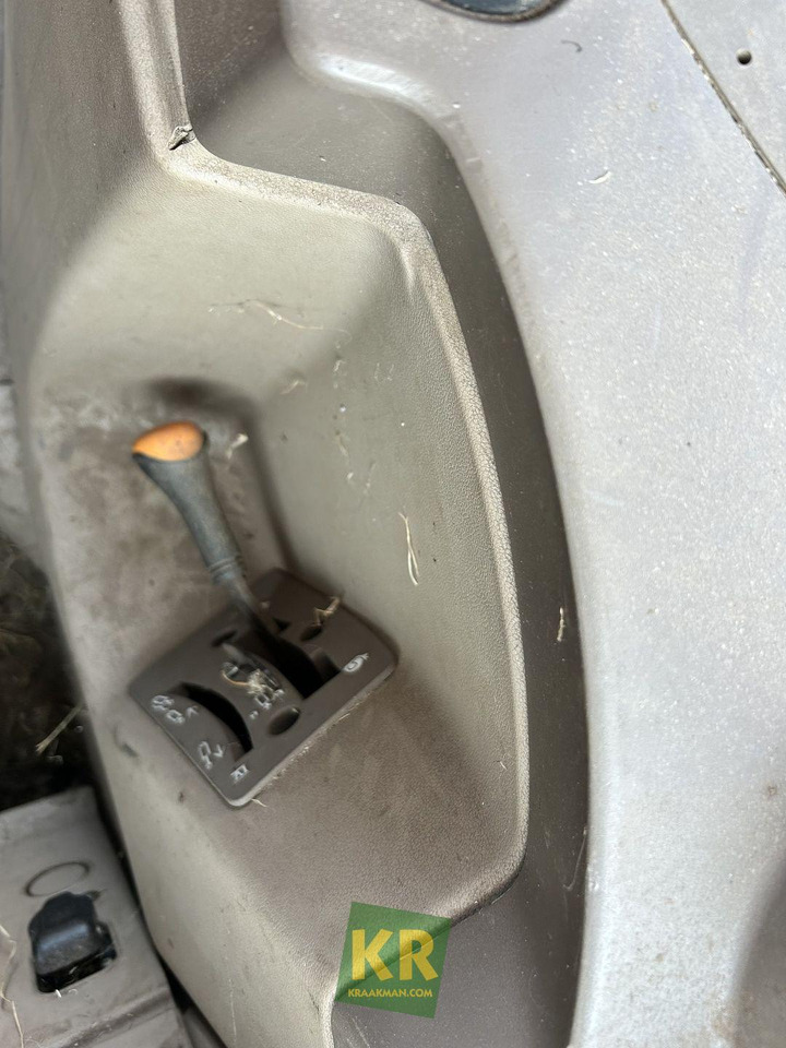 John Deere 6630 PREMIUM - جرار: صورة 1 John Deere 6630 PREMIUM - جرار: صورة 1