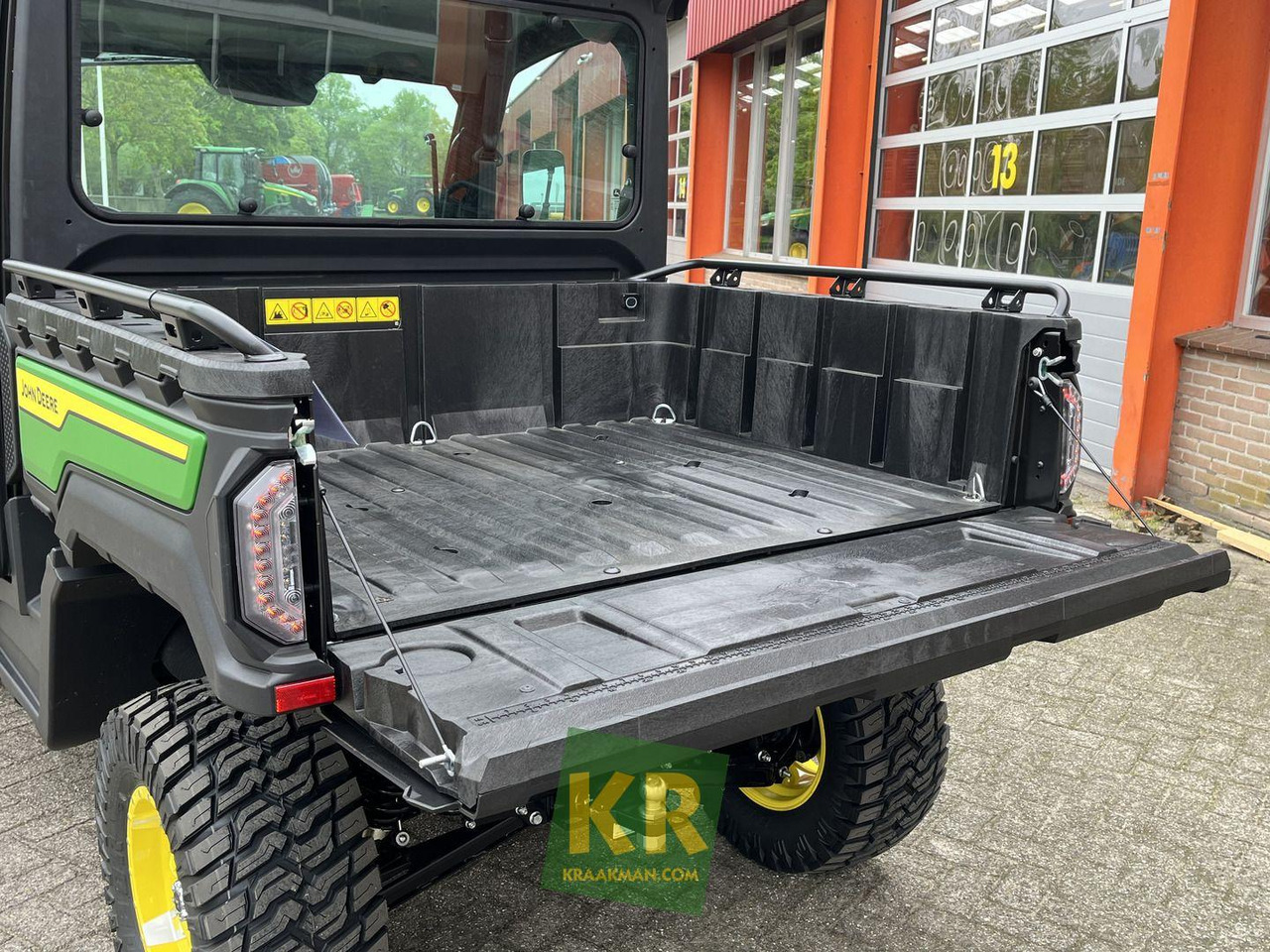 عربة جميع التضاريس/ رباعية العجلات للبيع  John Deere XUV875M: صورة 10