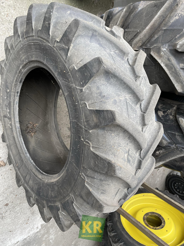 Michelin Agribib 14.9R24 126A8 band - إطارات - آلات زراعية: صورة 2 Michelin Agribib 14.9R24 126A8 band - إطارات - آلات زراعية: صورة 2