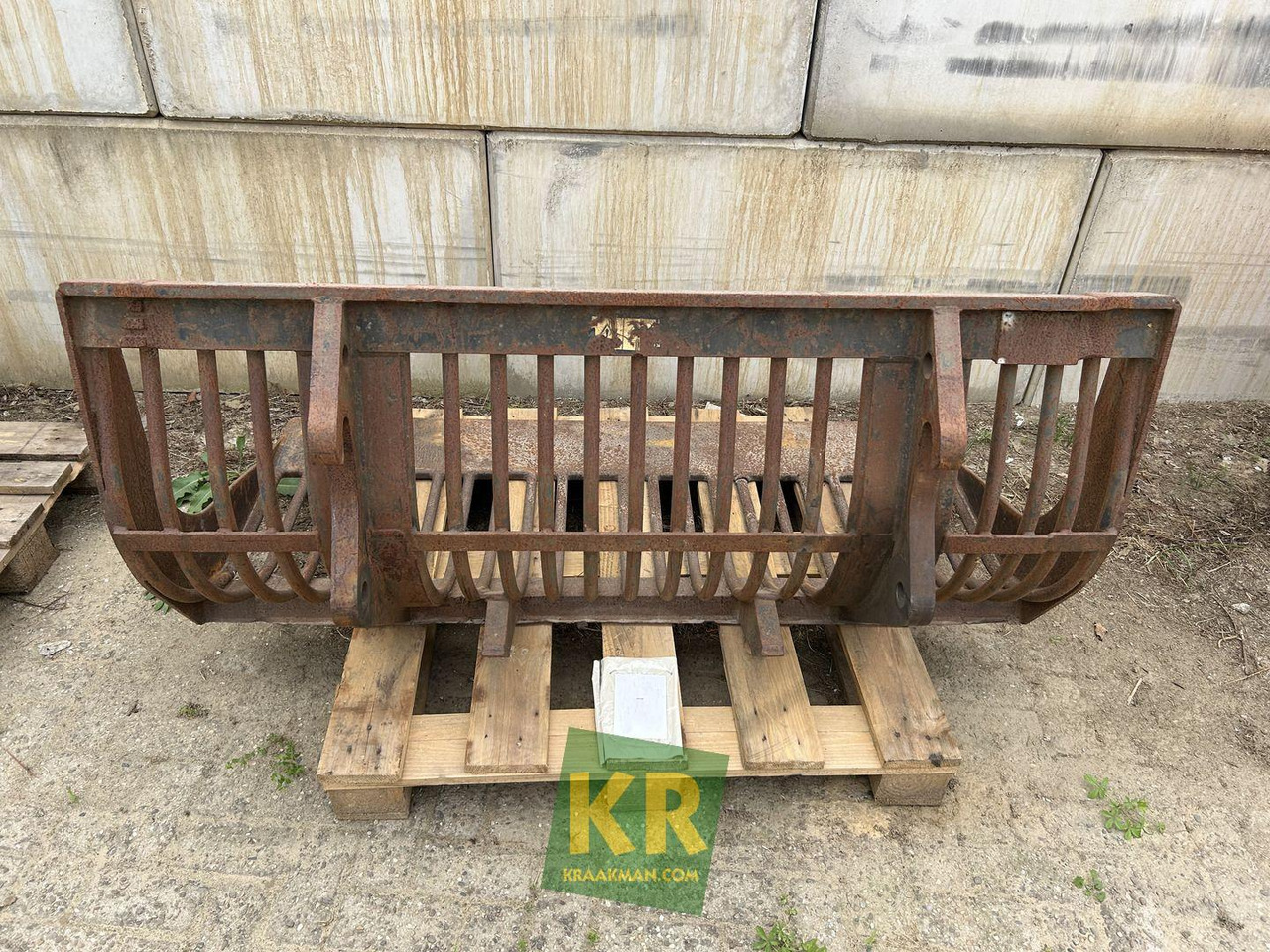 PUINRIEK Kramer - قادوس الفرز - آلات الإنشاء: صورة 1 PUINRIEK Kramer - قادوس الفرز - آلات الإنشاء: صورة 1