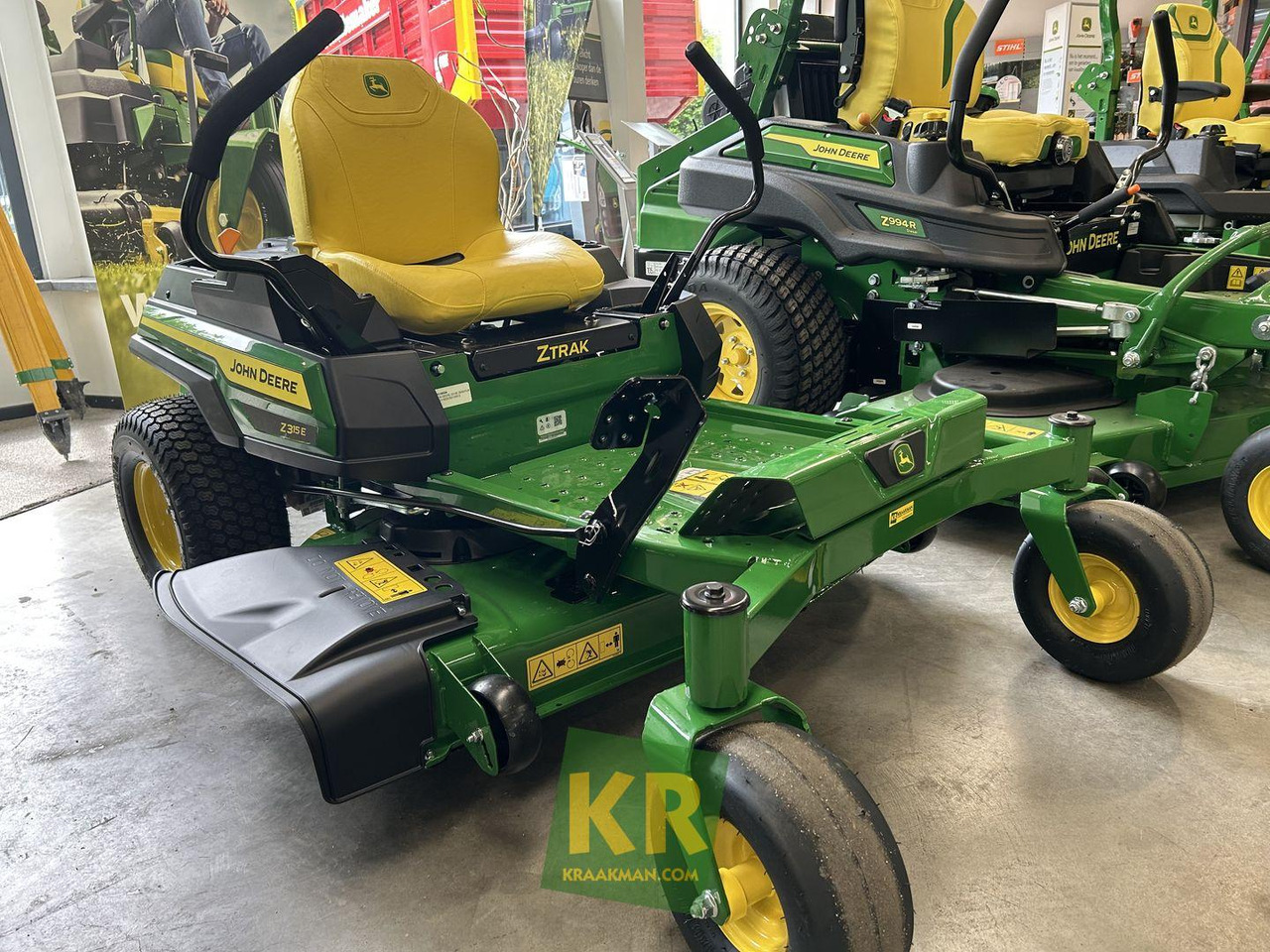 Z315E Zeroturn maaier John Deere - جزازة عشب الحدائق: صورة 4 Z315E Zeroturn maaier John Deere - جزازة عشب الحدائق: صورة 4