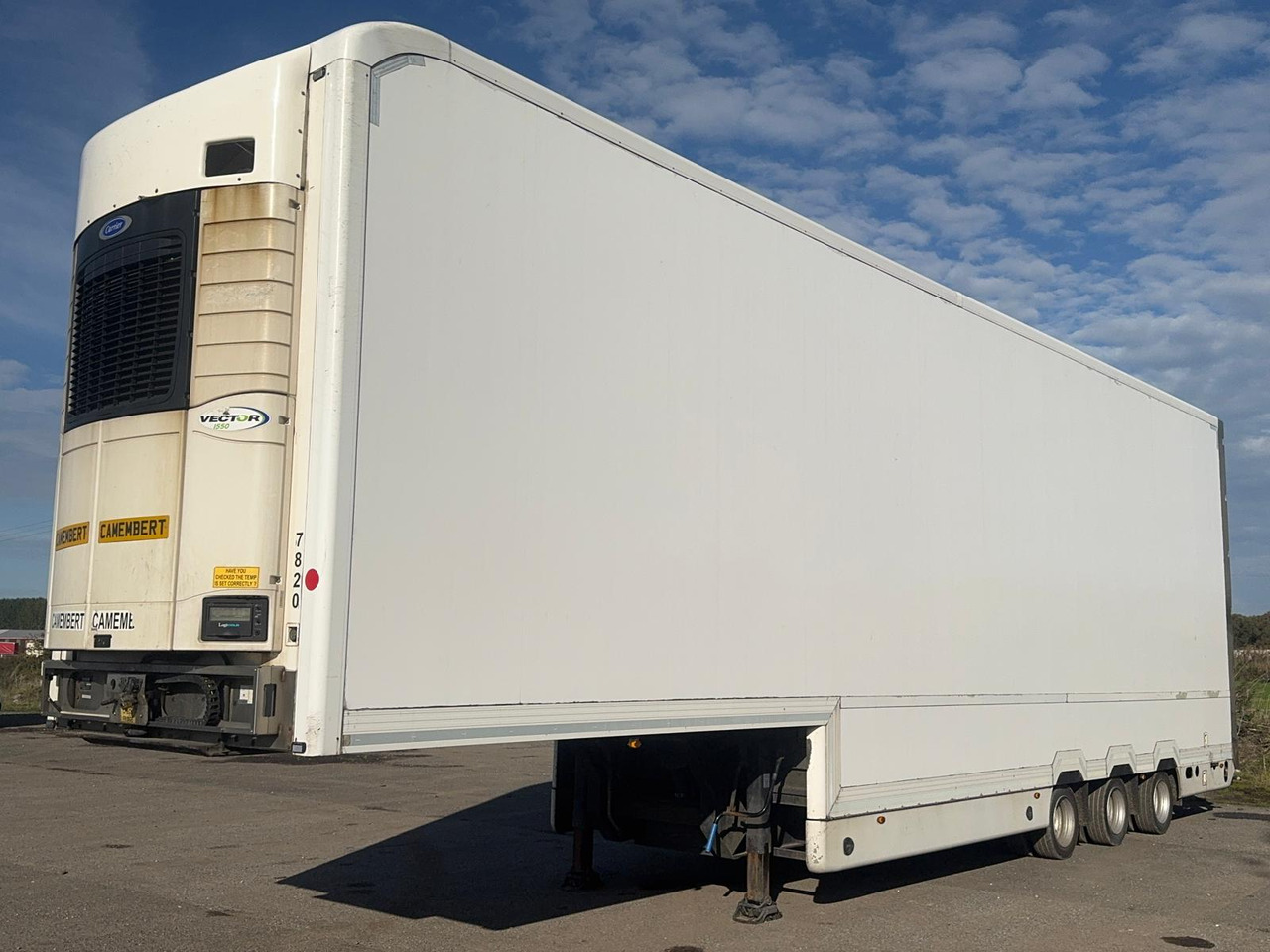2017 Krone 13.6m Fridge Trailer – 7820 - نصف مقطورة للتبريد: صورة 1 2017 Krone 13.6m Fridge Trailer – 7820 - نصف مقطورة للتبريد: صورة 1
