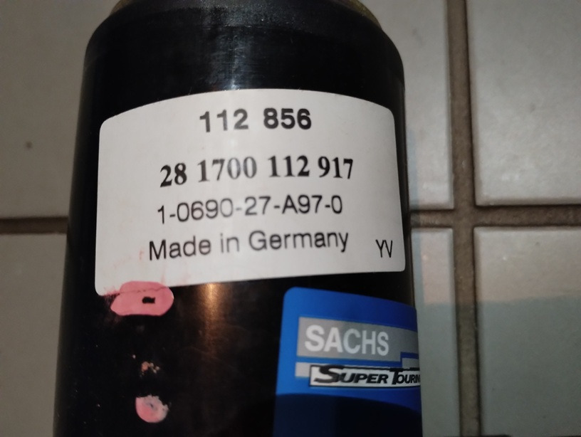 AMORTYZATOR KABINY MAN M90 F90 M2000 F2000 112856 SACHS 81417226010 81417226013 - نظام تعليق الكابينة: صورة 2 AMORTYZATOR KABINY MAN M90 F90 M2000 F2000 112856 SACHS 81417226010 81417226013 - نظام تعليق الكابينة: صورة 2