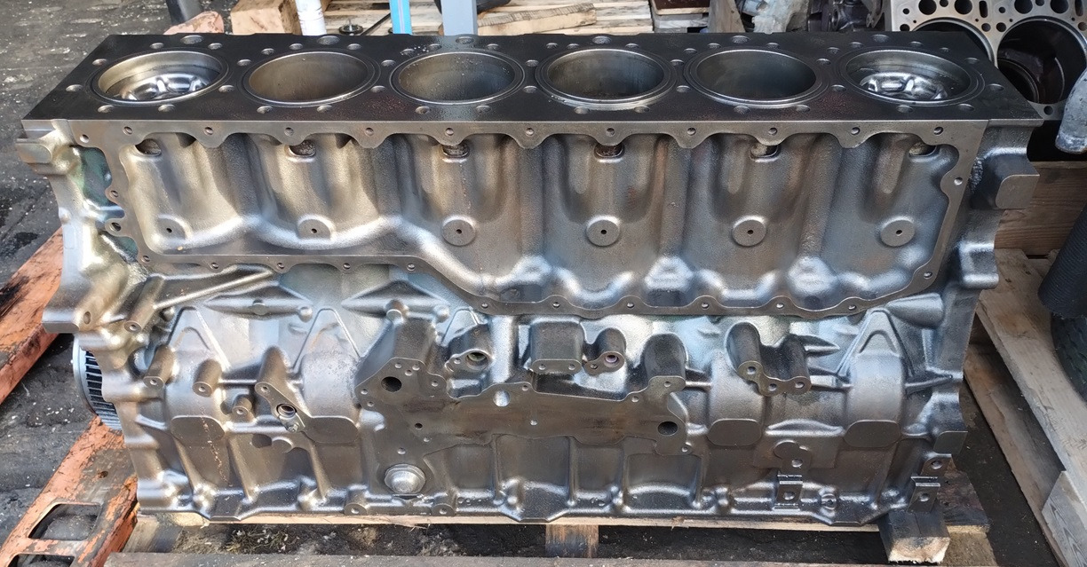 BLOK SILNIKA TŁOKI WAŁ KORBOWY KORBOWODY Volvo FH FH5 460 500 550 2023 232531326 P 23859377 1002142 - المحرك و قطع الغيار: صورة 1 BLOK SILNIKA TŁOKI WAŁ KORBOWY KORBOWODY Volvo FH FH5 460 500 550 2023 232531326 P 23859377 1002142 - المحرك و قطع الغيار: صورة 1
