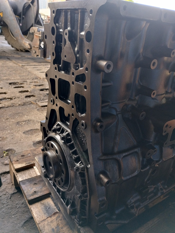 BLOK SILNIKA TŁOKI WAŁ KORBOWY KORBOWODY Volvo FH FH5 460 500 550 2023 232531326 P 23859377 1002142 - المحرك و قطع الغيار: صورة 5 BLOK SILNIKA TŁOKI WAŁ KORBOWY KORBOWODY Volvo FH FH5 460 500 550 2023 232531326 P 23859377 1002142 - المحرك و قطع الغيار: صورة 5
