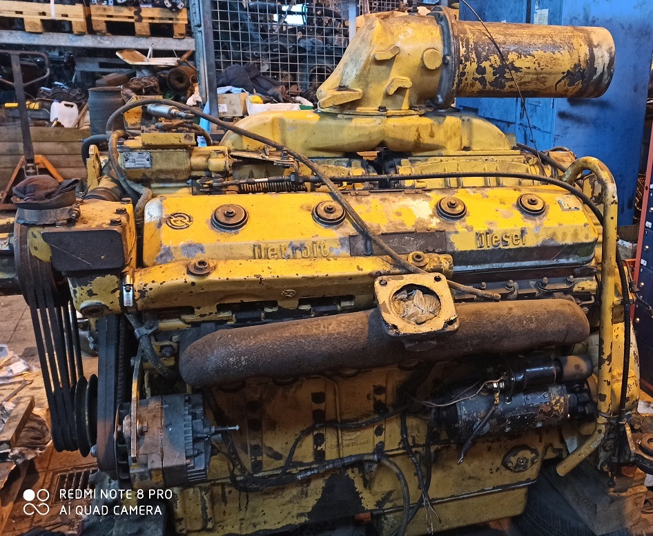 DETROIT 12V71 12v-71 7123-7000 - محرك - آلات أخرى: صورة 2 DETROIT 12V71 12v-71 7123-7000 - محرك - آلات أخرى: صورة 2