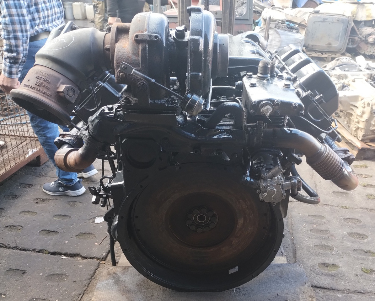 MERCEDES ACTROS OM501 LA 541 V6 MP2 MP3 EURO 5 - المحرك و قطع الغيار: صورة 4 MERCEDES ACTROS OM501 LA 541 V6 MP2 MP3 EURO 5 - المحرك و قطع الغيار: صورة 4