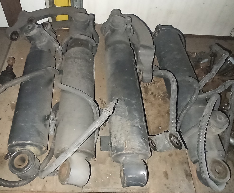 MERCEDES-BENZ Actros MP2 MP3 0073260400 SACHS 131852 - ممتصات الصدمات - شاحنة: صورة 1 MERCEDES-BENZ Actros MP2 MP3 0073260400 SACHS 131852 - ممتصات الصدمات - شاحنة: صورة 1