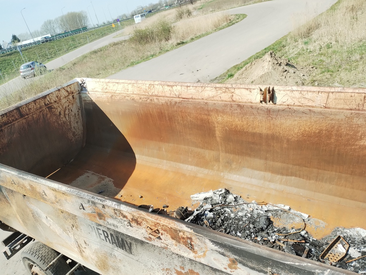SCHMITZ CARGOBULL GOTHA 26 m3 SGF S3 2015 - نصف مقطورة قلابة: صورة 3 SCHMITZ CARGOBULL GOTHA 26 m3 SGF S3 2015 - نصف مقطورة قلابة: صورة 3