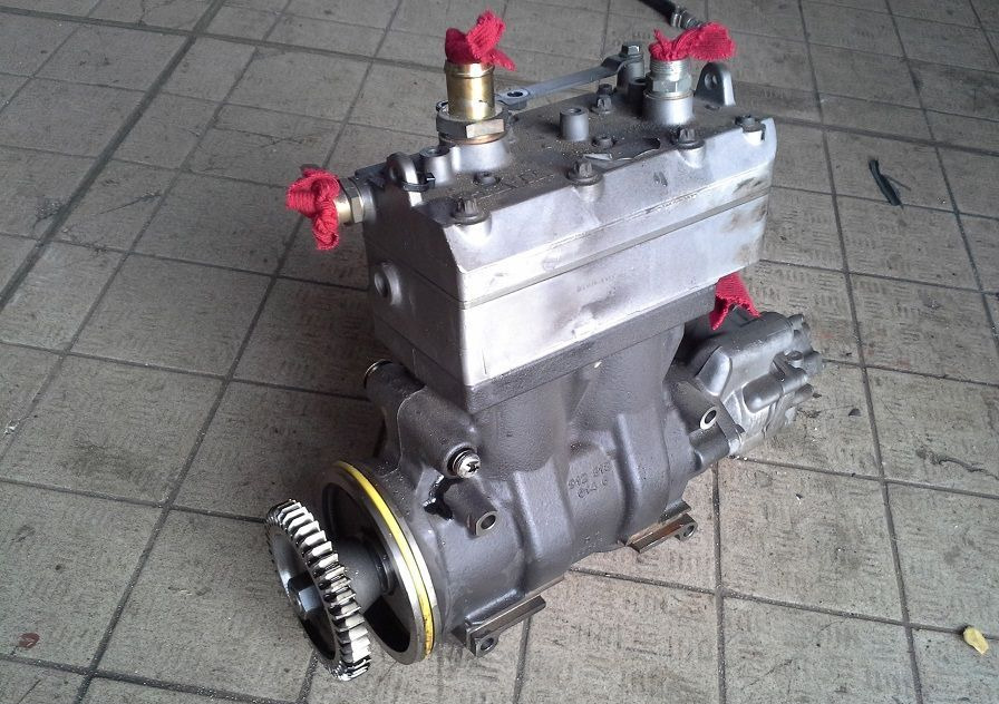 SPRĘZARKA POWIETRZA DAF XF 106 440 MX 11 E6 - ضاغط مكابح الهواء - شاحنة: صورة 1 SPRĘZARKA POWIETRZA DAF XF 106 440 MX 11 E6 - ضاغط مكابح الهواء - شاحنة: صورة 1