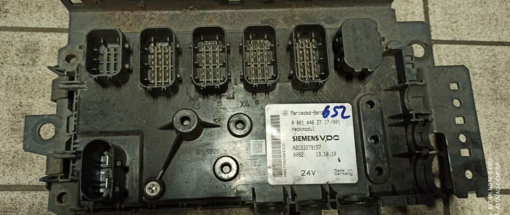 STEROWNIK ŚWIATEŁ HECKMODUL ACTROS MP2 MP3 0014462717 - النظام الكهربائي: صورة 1 STEROWNIK ŚWIATEŁ HECKMODUL ACTROS MP2 MP3 0014462717 - النظام الكهربائي: صورة 1