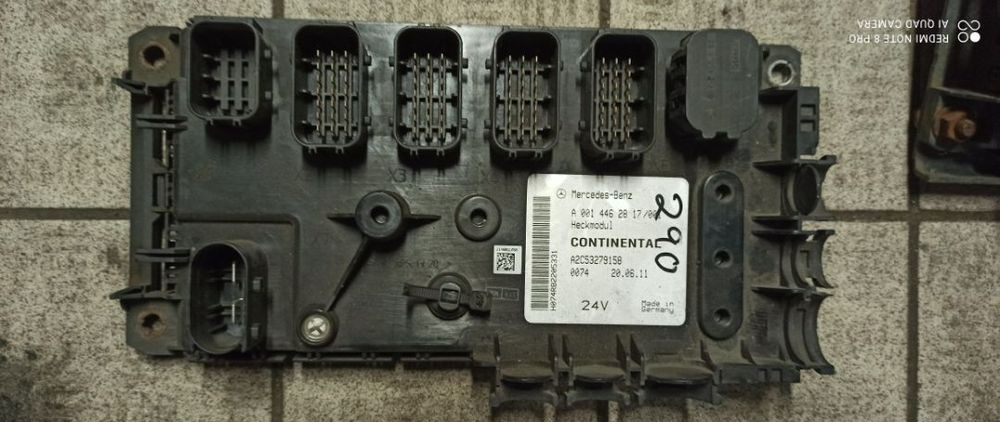 STEROWNIK ŚWIATEŁ HECKMODUL ACTROS MP2 MP3 0014462817 - النظام الكهربائي: صورة 1 STEROWNIK ŚWIATEŁ HECKMODUL ACTROS MP2 MP3 0014462817 - النظام الكهربائي: صورة 1