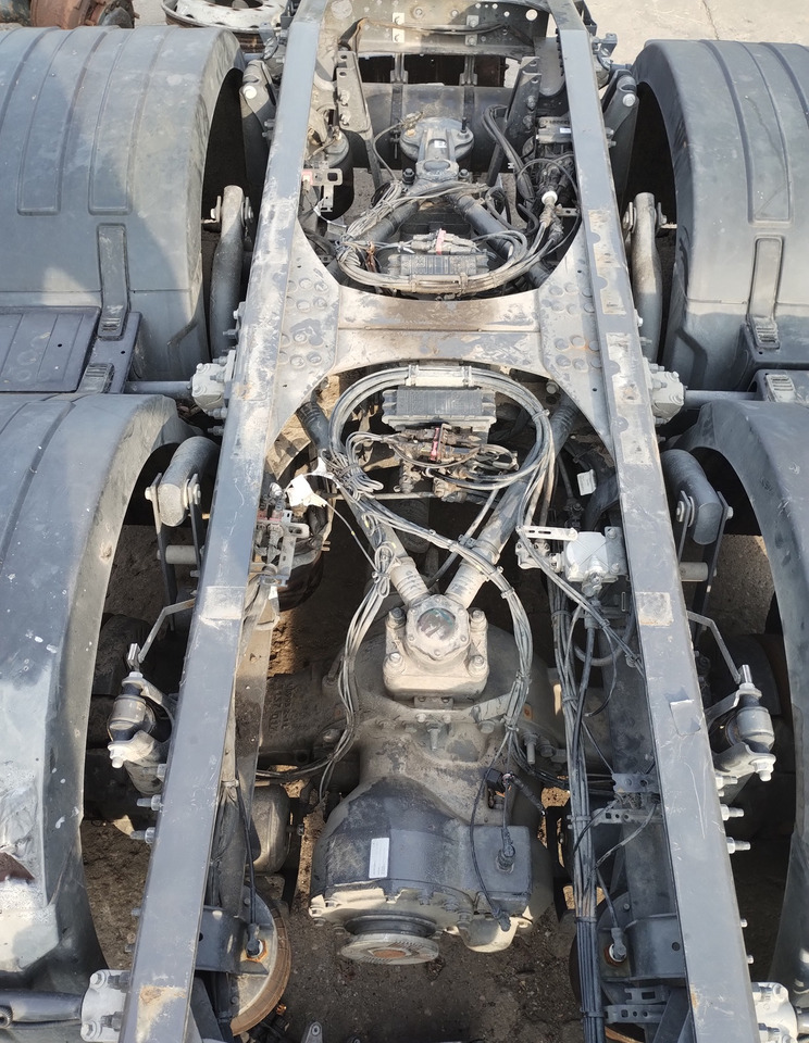 VOLVO FH 6X4 2023 RTS2370A 2.83 LIFTING AXLE - المحور و قطع الغيار: صورة 2 VOLVO FH 6X4 2023 RTS2370A 2.83 LIFTING AXLE - المحور و قطع الغيار: صورة 2