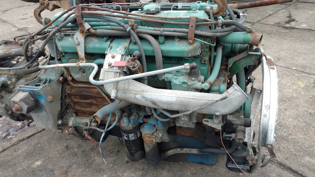 VOLVO FL6 TD63 180 220 - المحرك و قطع الغيار - شاحنة: صورة 2 VOLVO FL6 TD63 180 220 - المحرك و قطع الغيار - شاحنة: صورة 2