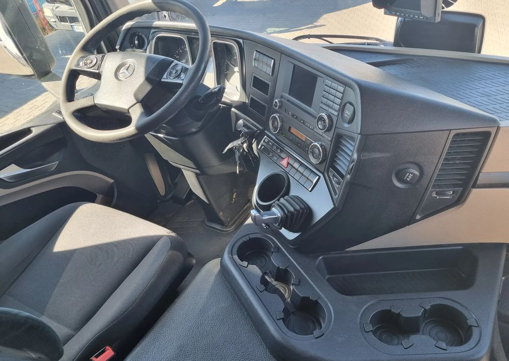 Mercedes-Benz Actros 1836 - شاحنة ذات ستائر جانبية: صورة 5 Mercedes-Benz Actros 1836 - شاحنة ذات ستائر جانبية: صورة 5