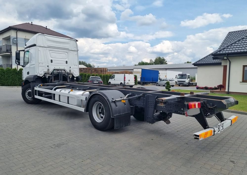 Mercedes-Benz Actros 1836 - شاحنة ذات ستائر جانبية: صورة 4 Mercedes-Benz Actros 1836 - شاحنة ذات ستائر جانبية: صورة 4