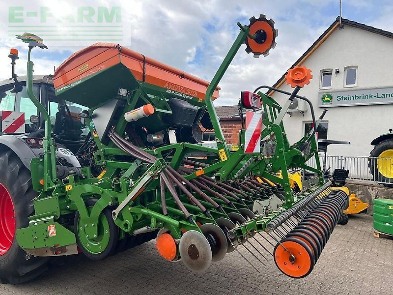 Amazone adp 3000 special - آلة البذر: صورة 1 Amazone adp 3000 special - آلة البذر: صورة 1