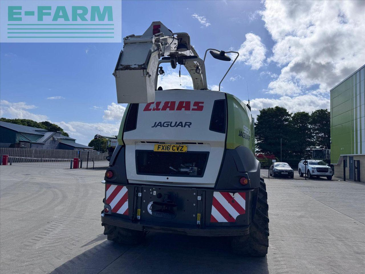 حصادة الأعلاف CLAAS JAGUAR 950 4WD: صورة 10