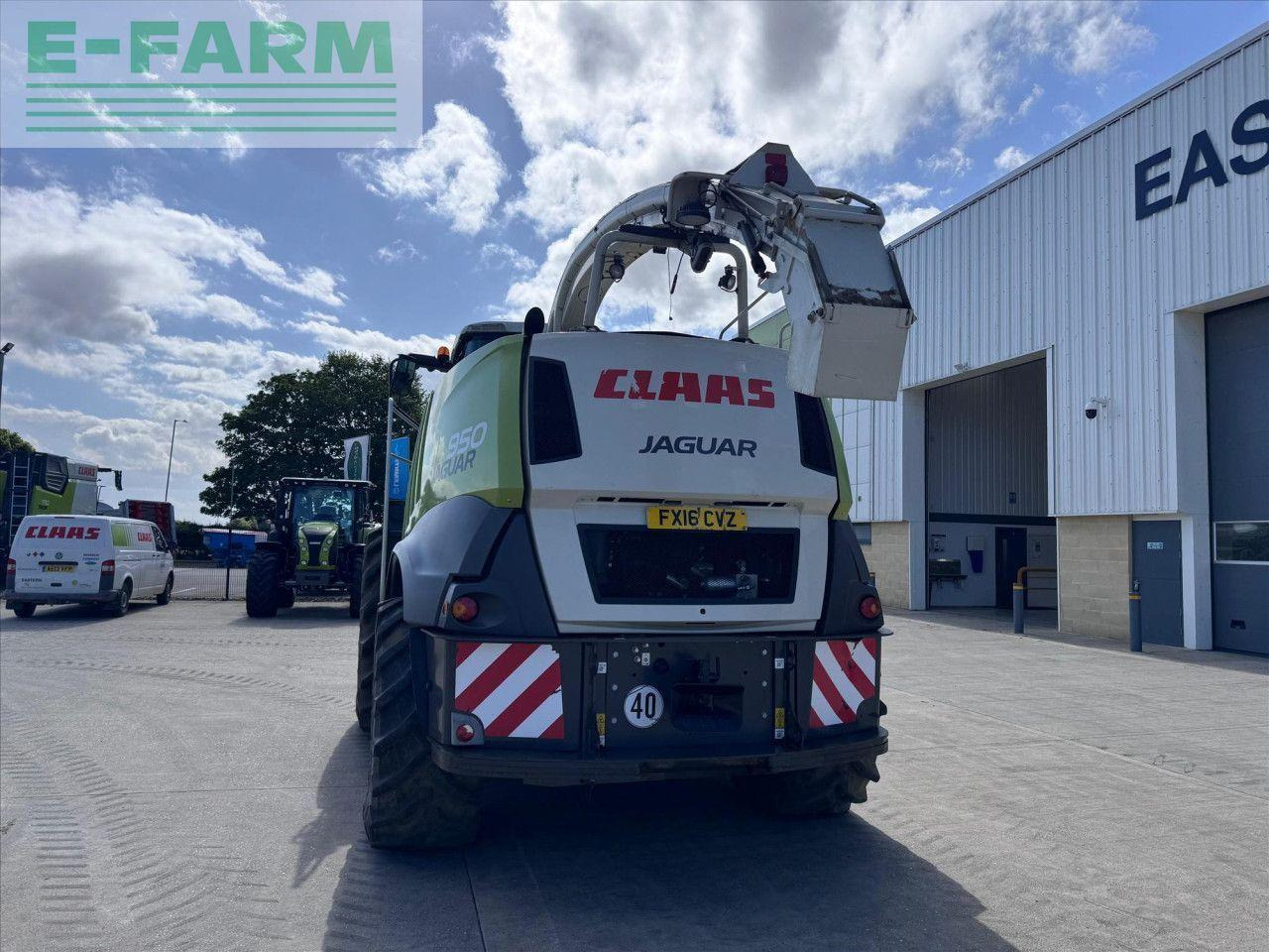 حصادة الأعلاف CLAAS JAGUAR 950 4WD: صورة 9