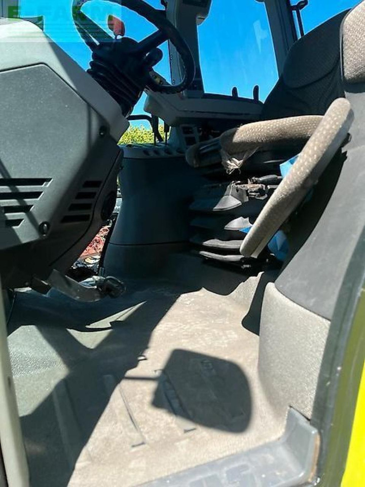 جرار CLAAS arion 620: صورة 11